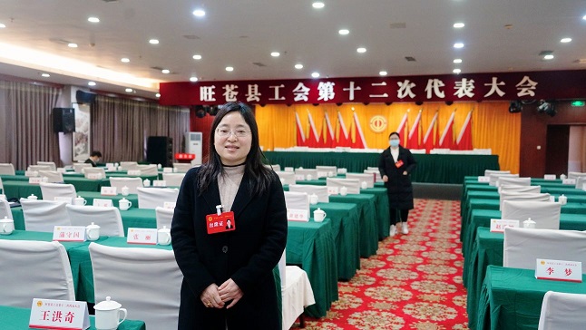 印月潭社区杨晓燕.jpg
