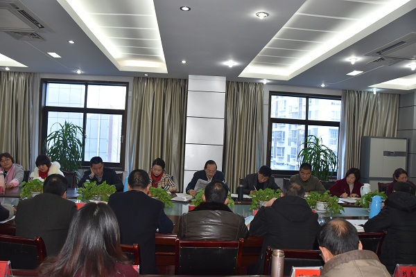 市总工会党组学习贯彻习近平总书记纠四风批示精神.JPG