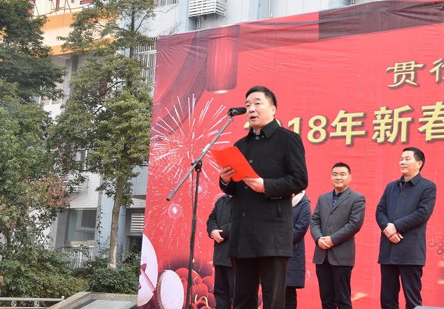市总工会新春送文化送法律送温暖慰问演出进基层(1).JPG